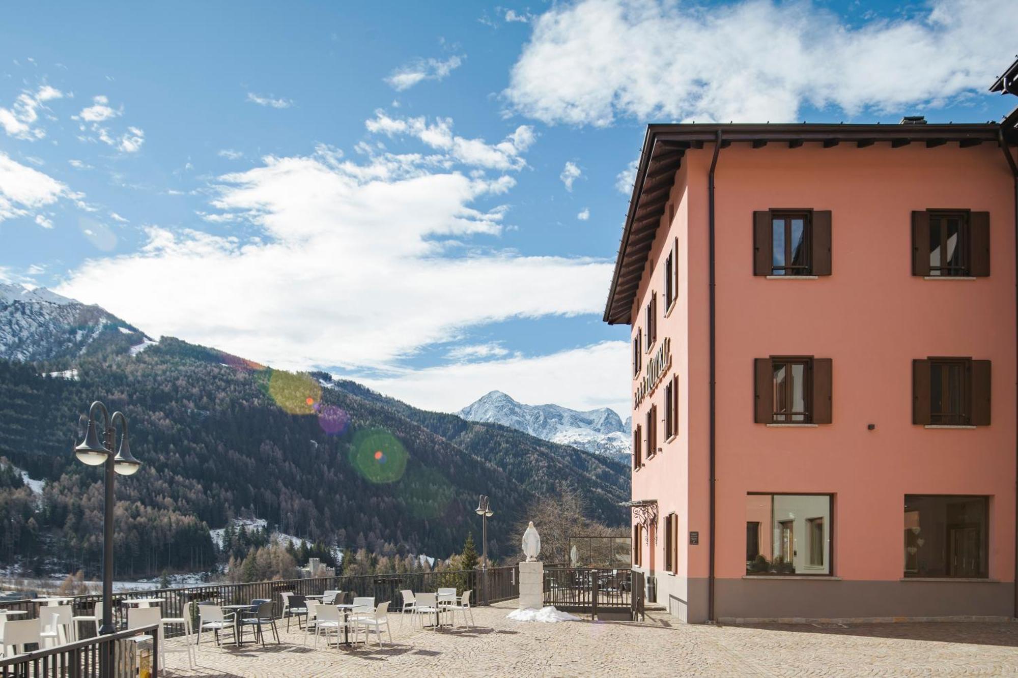 Hotel Garni Cristallo Ponte Di Legno Esterno foto