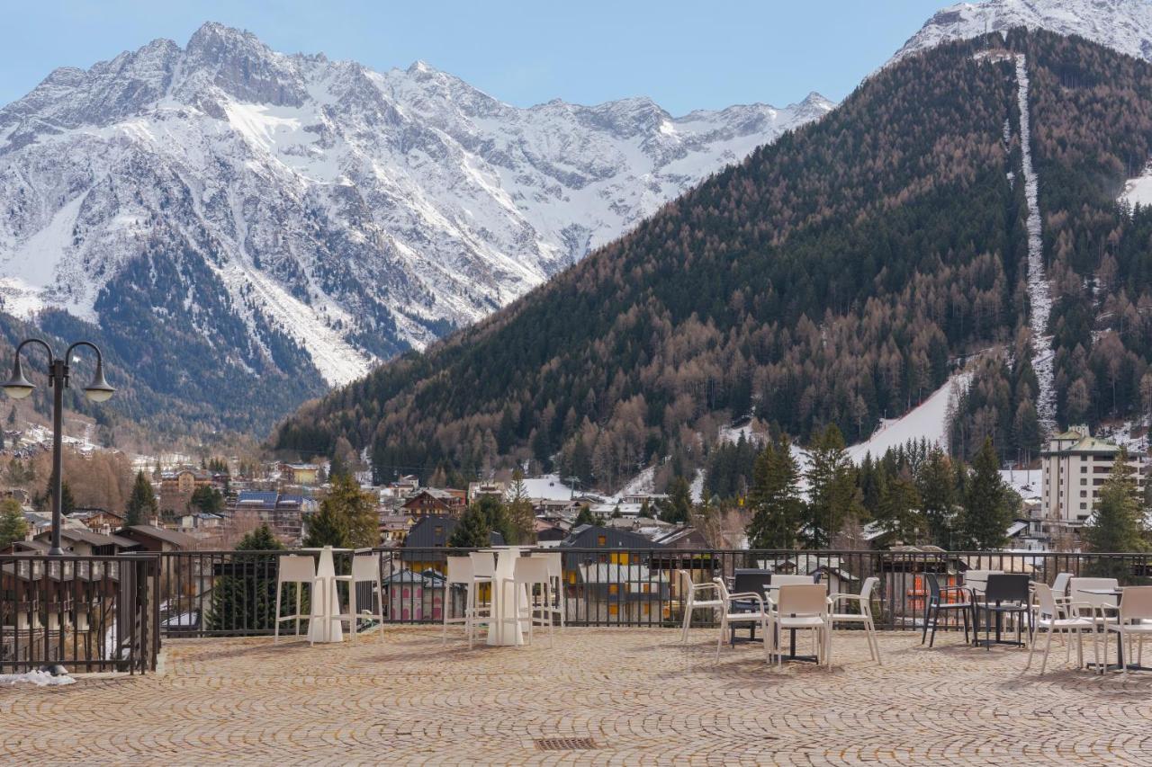 Hotel Garni Cristallo Ponte Di Legno Esterno foto
