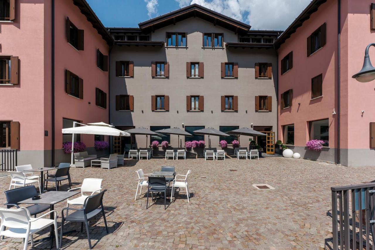 Hotel Garni Cristallo Ponte Di Legno Esterno foto